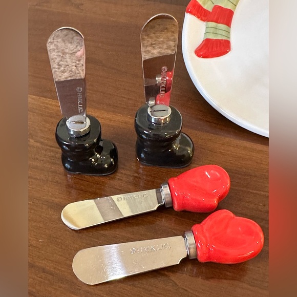 🎄🌟HP🌟VTG Hallmark Ceramic Snowman Appetizer Cheese Plate Boot/Mitten - Picture 3 of 6